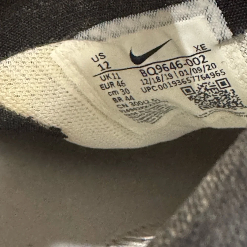 Nike Air Zoom Pegasus 37 Black White Mens Running Shoe Sz 12 Lightweight Sneaker
